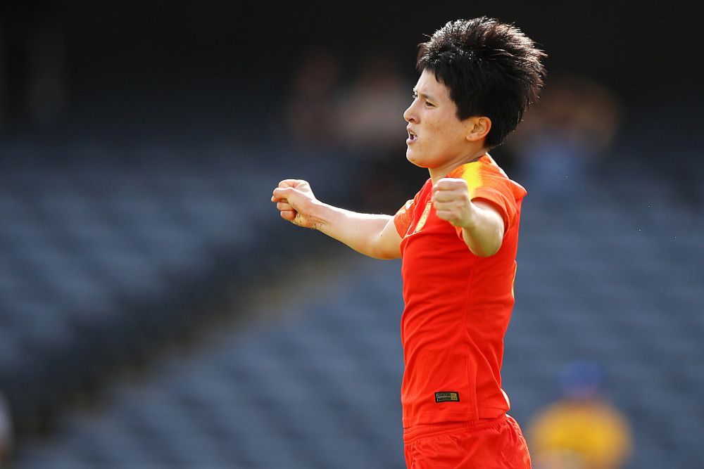 经典三级野外农村妇女
